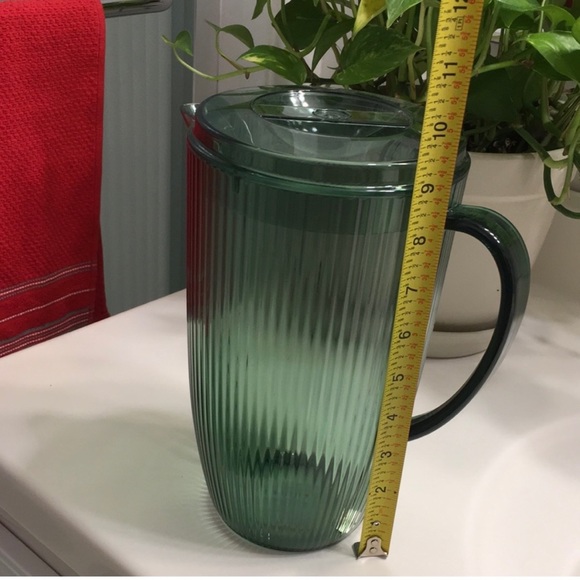 NEW ! “ 2 Set “ Ribbed Pitcher 2.5 Liter - Picture 10 of 10